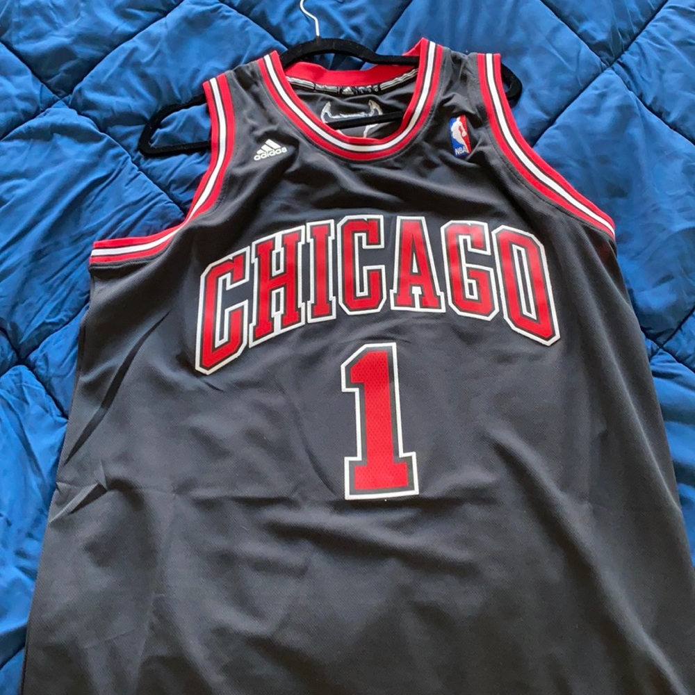 Authentic Derrick Rose Jersey